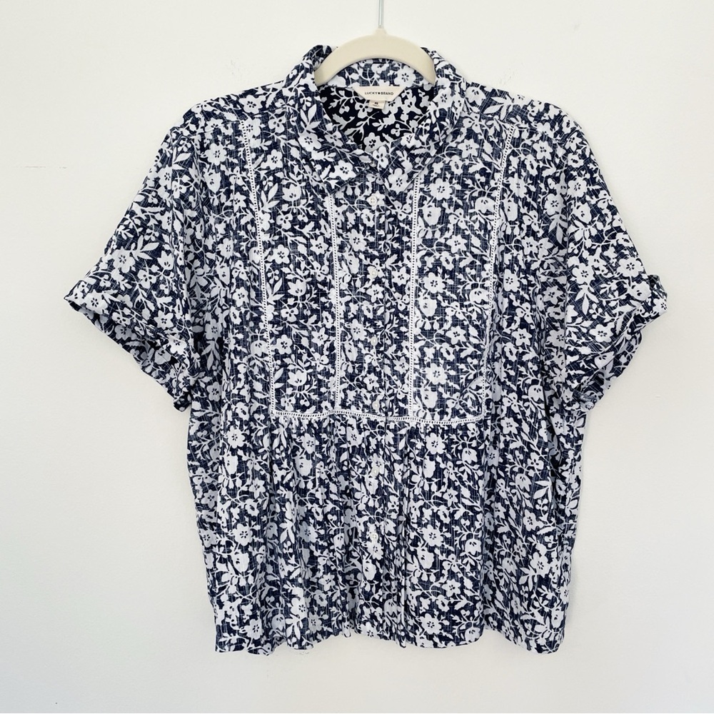 Lucky Brand Floral Print Loose Fit Button Down Shirt Eyelet Coastal Beachy Blue